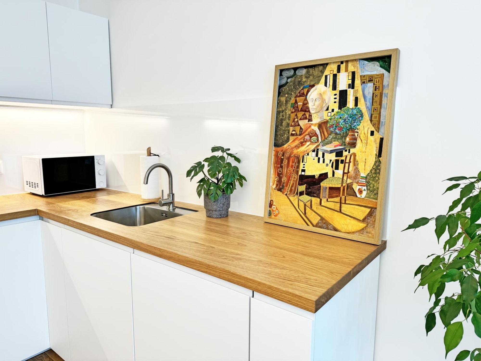 Apartament New Studio, King Bed, Free Parking, Terrace *